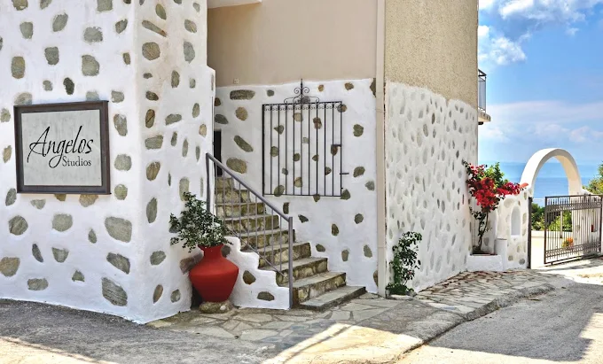 Angelos Hotel