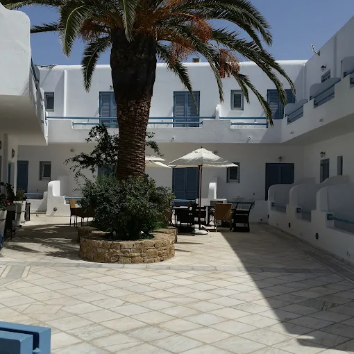 Aphrodite Garden Rooms & Apartments