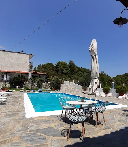 Angelos Hotel