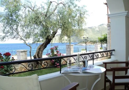 Ξενοδοχείο Πολίχνη – Hotel Polixni