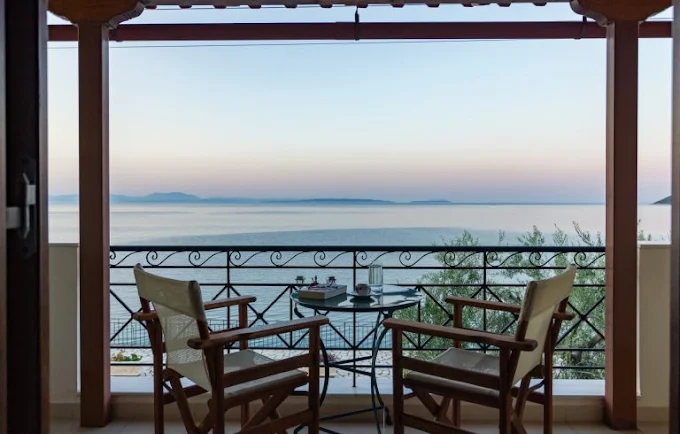 Ξενοδοχείο Πολίχνη – Hotel Polixni