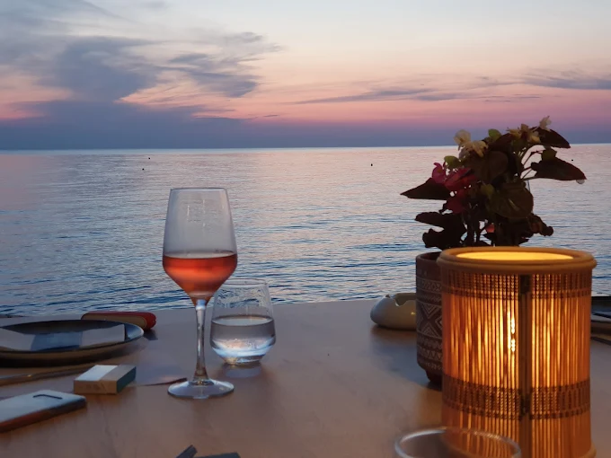Mple Seafood Cuisine & Beach Bar
