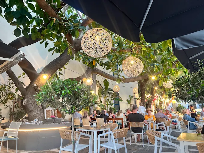 Kalagris Cafe-bar-restaurant