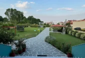Zeus Apartments