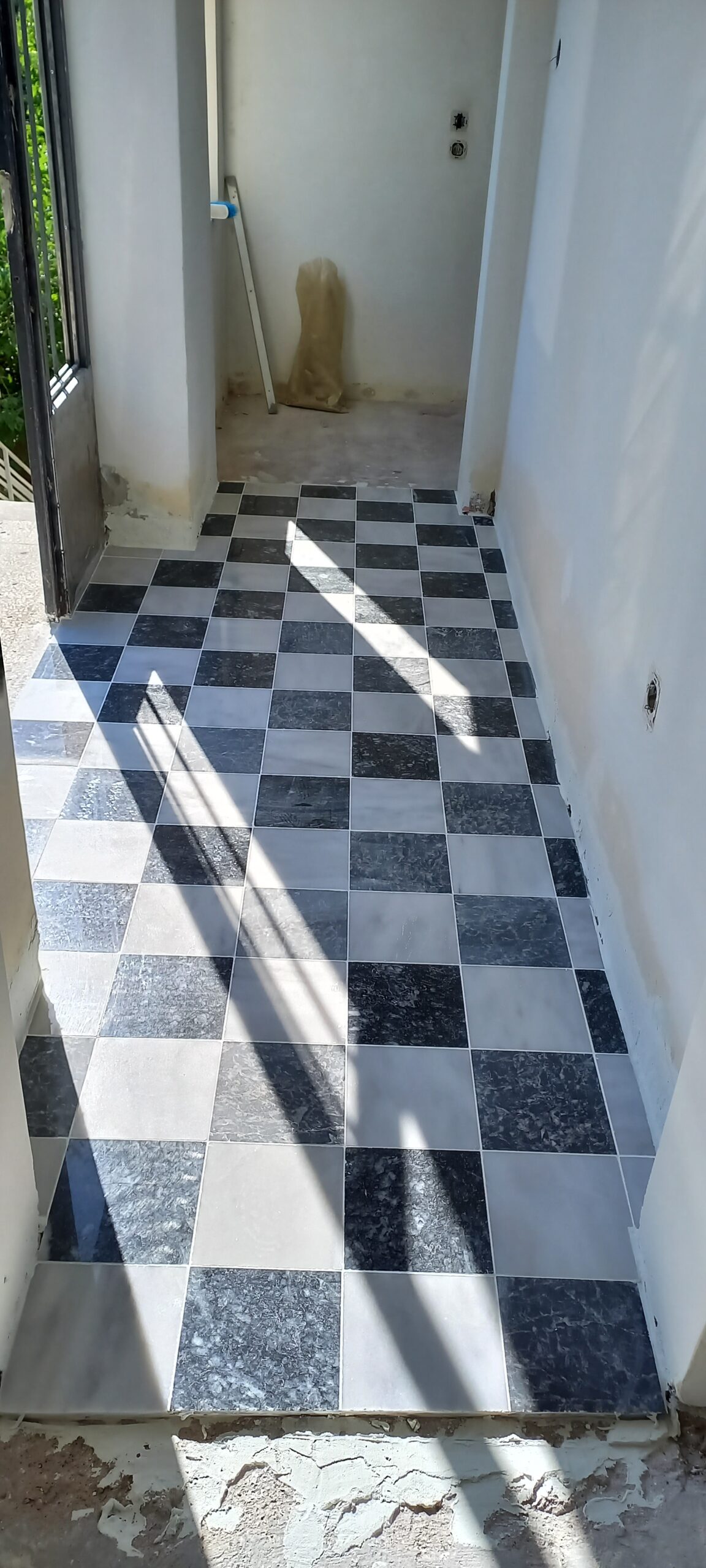 Διαμαντόπουλος Περικλής Γ. – Τεχνίτης Πλακιδίων Εργολάβος