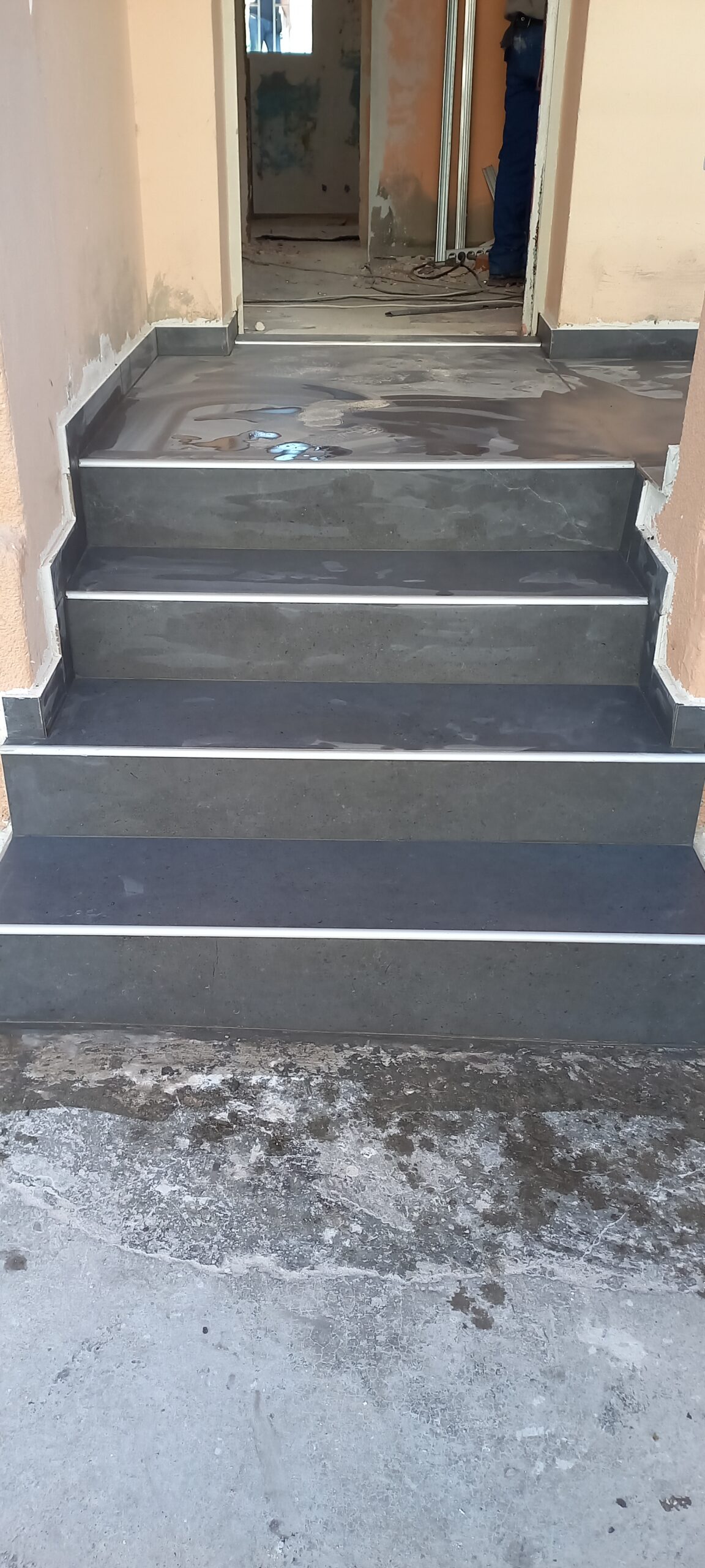 Διαμαντόπουλος Περικλής Γ. – Τεχνίτης Πλακιδίων Εργολάβος