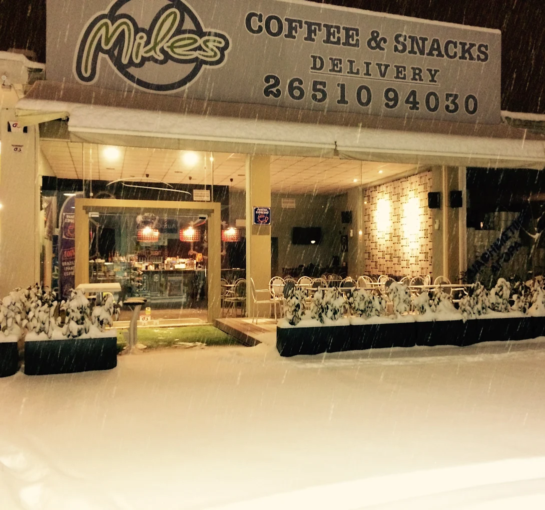 MILES Coffee & Snacks