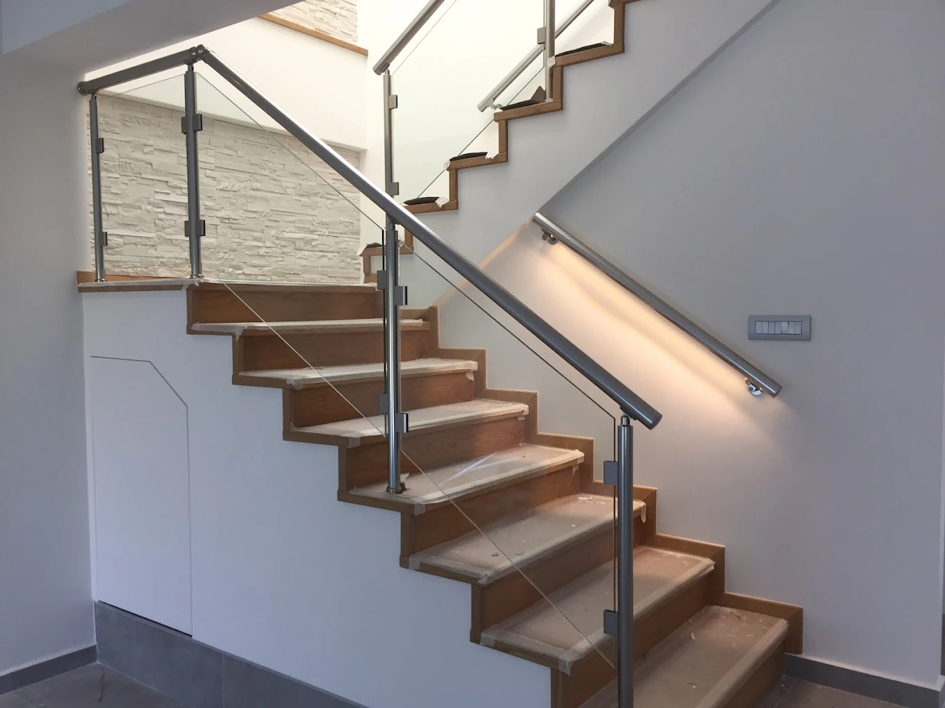 ΣΠΥΡΟΠΟΥΛΟΣ ΗΛΙΑΣ Κουφώματα Αλουμινίου – Μεταλλικές Κατασκευές