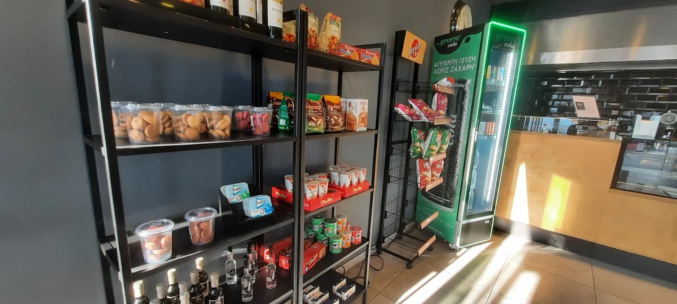MILES Coffee & Snacks