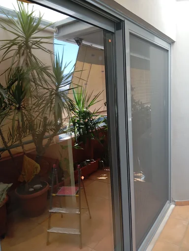 ΚΑΤΑΣΚΕΥΕΣ ΑΛΟΥΜΙΝΙΟΥ ΠΟΡΤΕΣ ΚΑΓΚΕΛΑ | KIRIMIS ALUMINIUM SYSTEMS