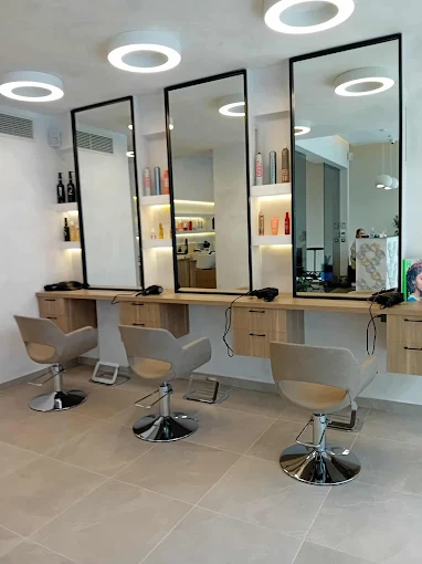 BE UNIQUE Hair Boutique