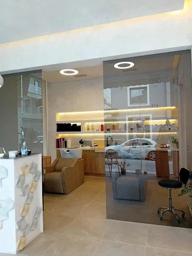 BE UNIQUE Hair Boutique