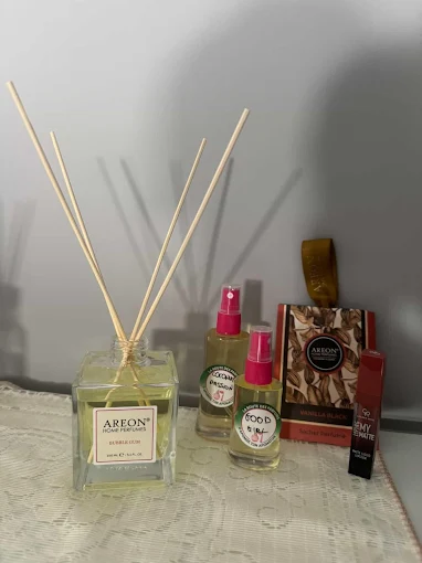 LA ROUTE DES PARFUMS-Ο ΔΡΟΜΟΣ ΤΩΝ ΑΡΩΜΑΤΩΝ – ΑΡΩΜΑΤΑ – ΚΕΡΑΤΣΙΝΙ