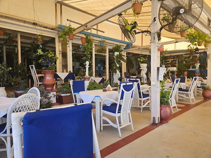 Mythos Taverna (Kargas Garden)