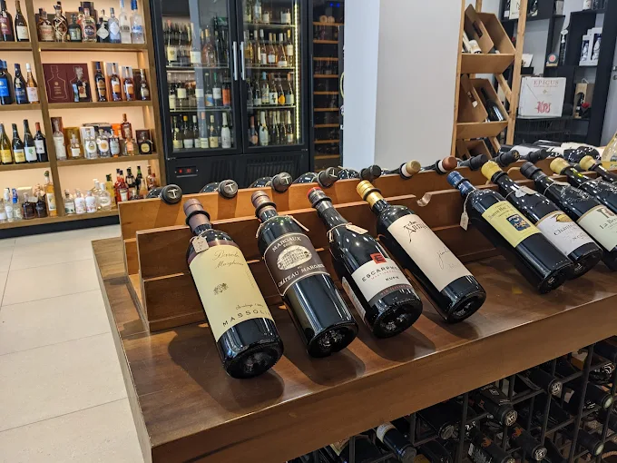Manoukian wines store