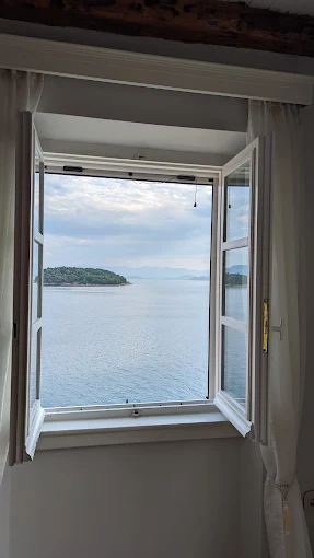 Lighthouse Apartment