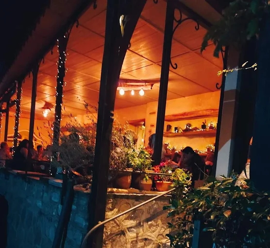 ΑΠΑΛΟΥ bistro