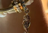 NICK THE GREEK – PANDORA OFFICIAL RETAILER FOR SANTORINI