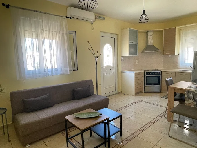 Arisvi Rooms