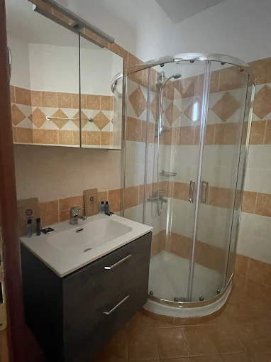 Arisvi Rooms