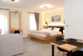 Roloi Suites